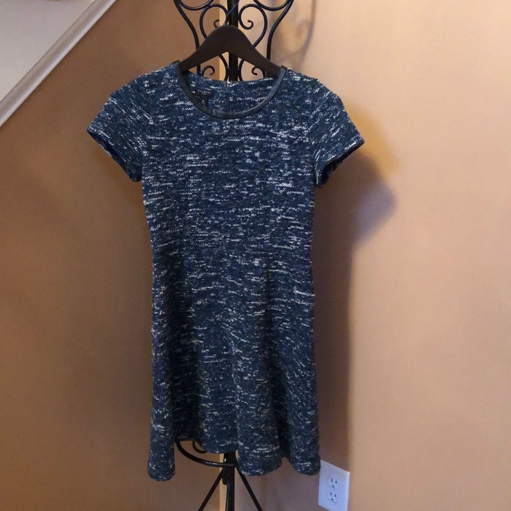 Women’s dress